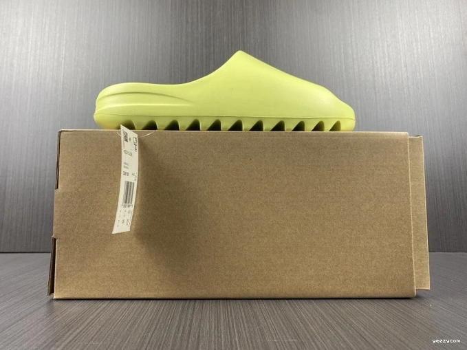 GX6138 Yeezy Slide Green Adidas 0719